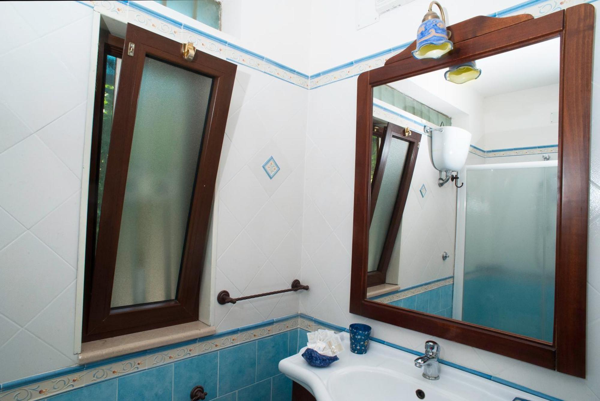 B&B La Nave Nápoly Szoba fotó